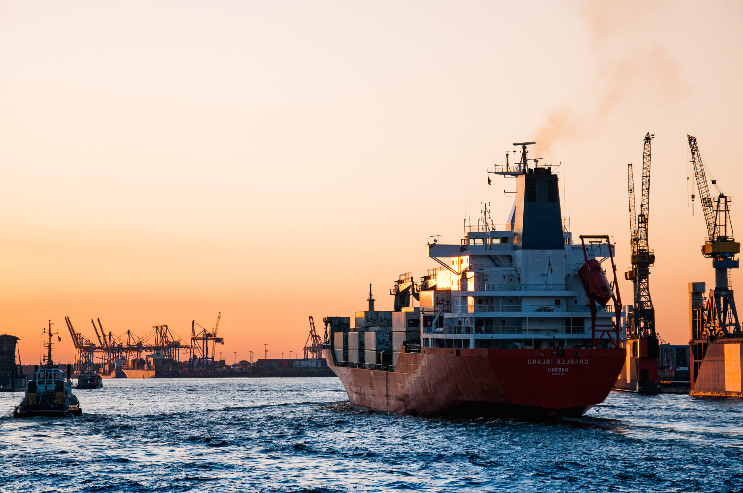 cuanto tarda el barco de tenerife a las palmas